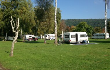 Azur Campingplatz in Wertheim bietet Stellplätze direkt am Main. | © Azur Freizeit GmbH