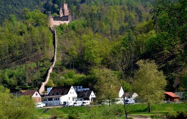 Wohnmobilstellplatz Stadteingang Süd Freudenberg am Main | © Liebliches Taubertal