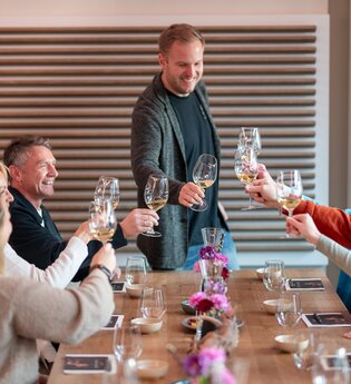 Besenwirtschaft im Weingut Bauer | Schmeck den Süden | © Anna Ziegler | Weingut Alexander Bauer