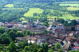 Kloster Gerlachsheim mit Garten | © Liebliches Taubertal